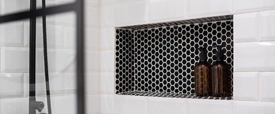 Optimal Shower Niche Placement for Your Bathroom Design
