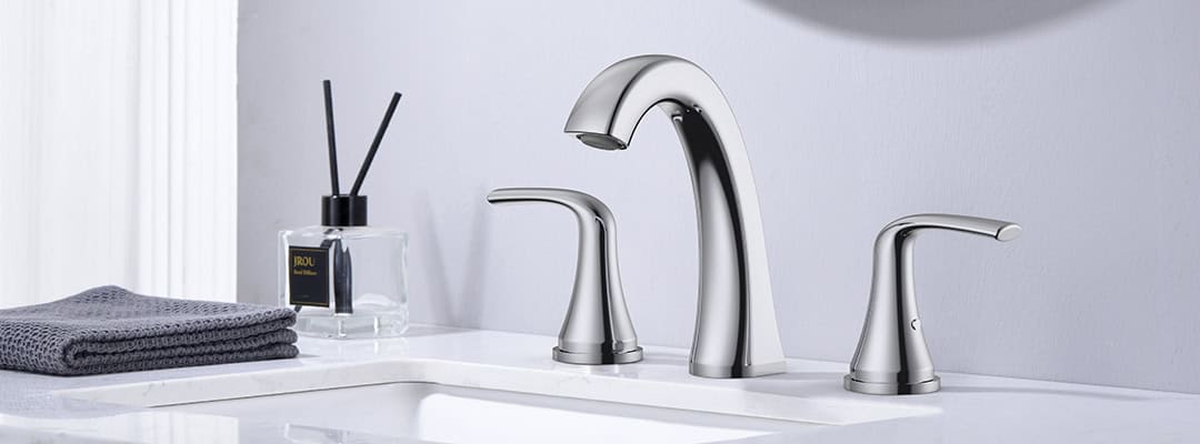 Brass chrom finish widespread faucet