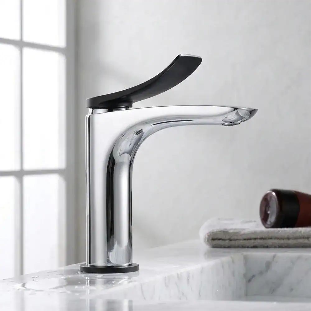 B073 01 Black and chrome bathroom faucet Virtus collection