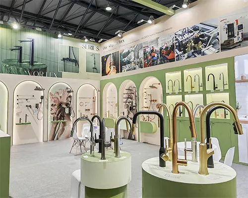 Lanerdi Messestanddesign für Sanitärkeramik für den globalen Markt B2B Fachmessen für Sanitärinstallationen